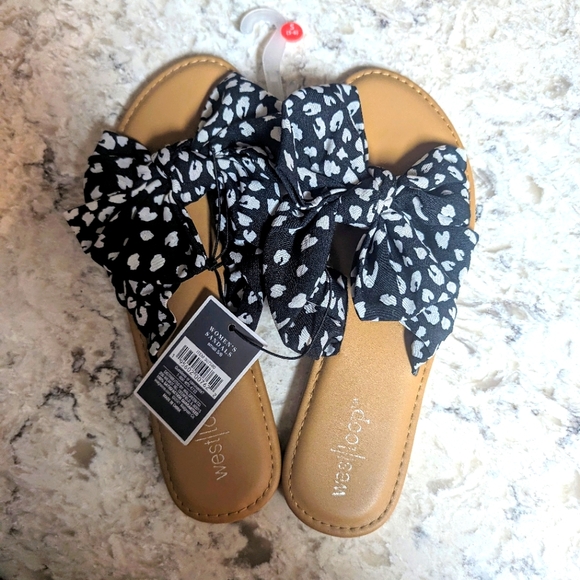 West Loop Black & White, Fabric Bow Sandals - Picture 1 of 2